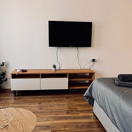 Dani Lux Belgrade Center Studio Apartment Belgrado Exterior foto