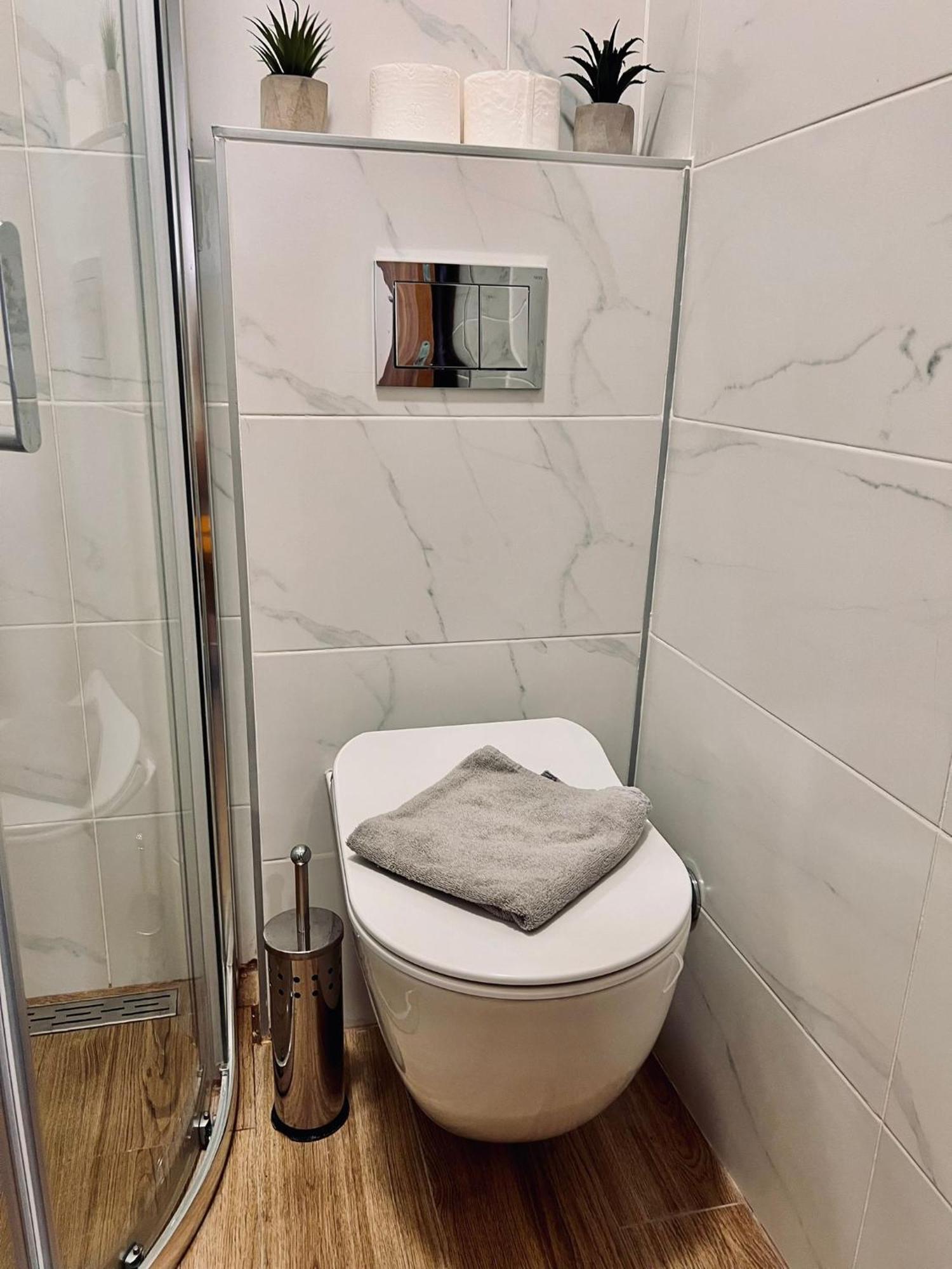 Dani Lux Belgrade Center Studio Apartment Belgrado Exterior foto