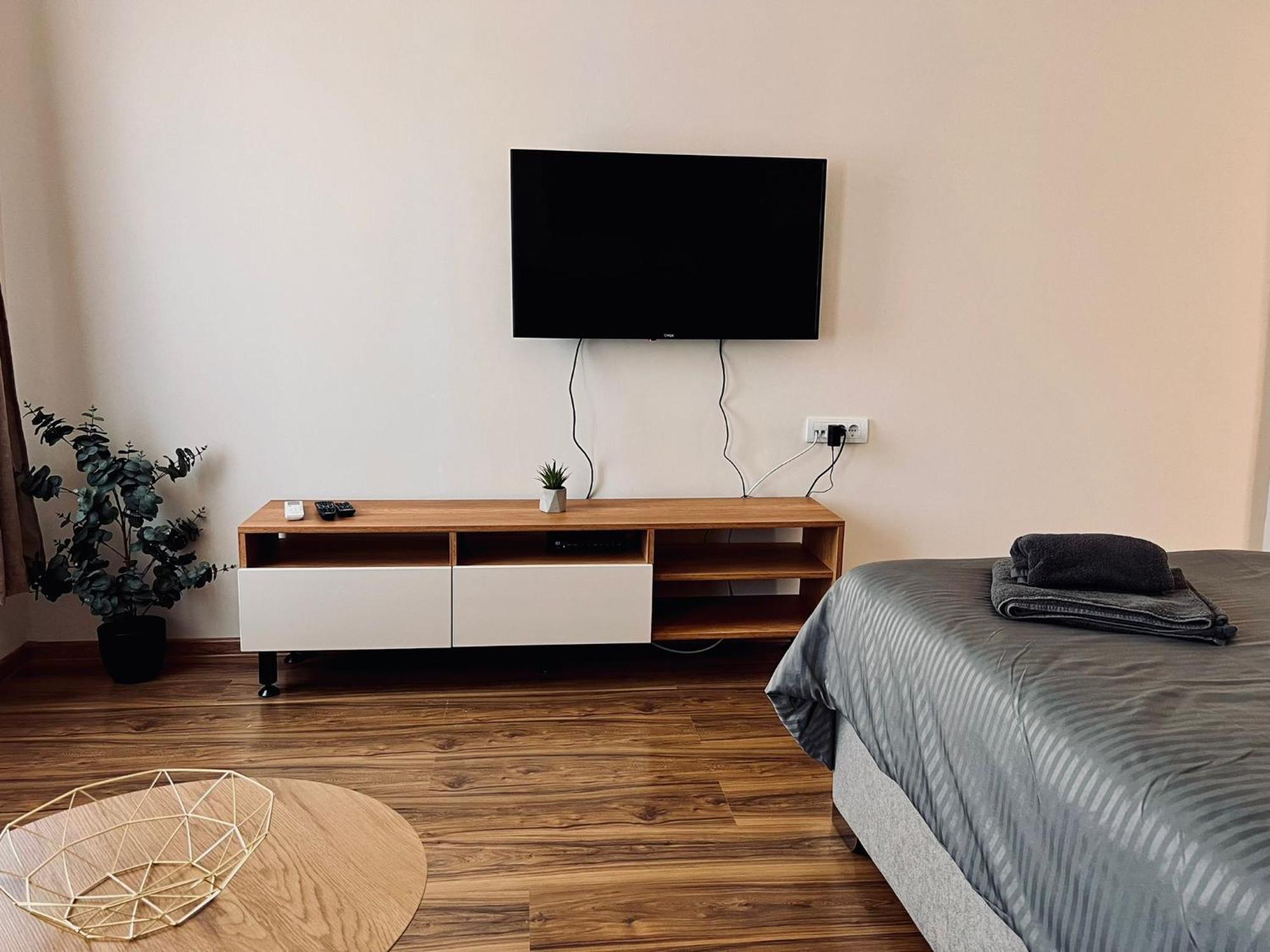 Dani Lux Belgrade Center Studio Apartment Belgrado Exterior foto